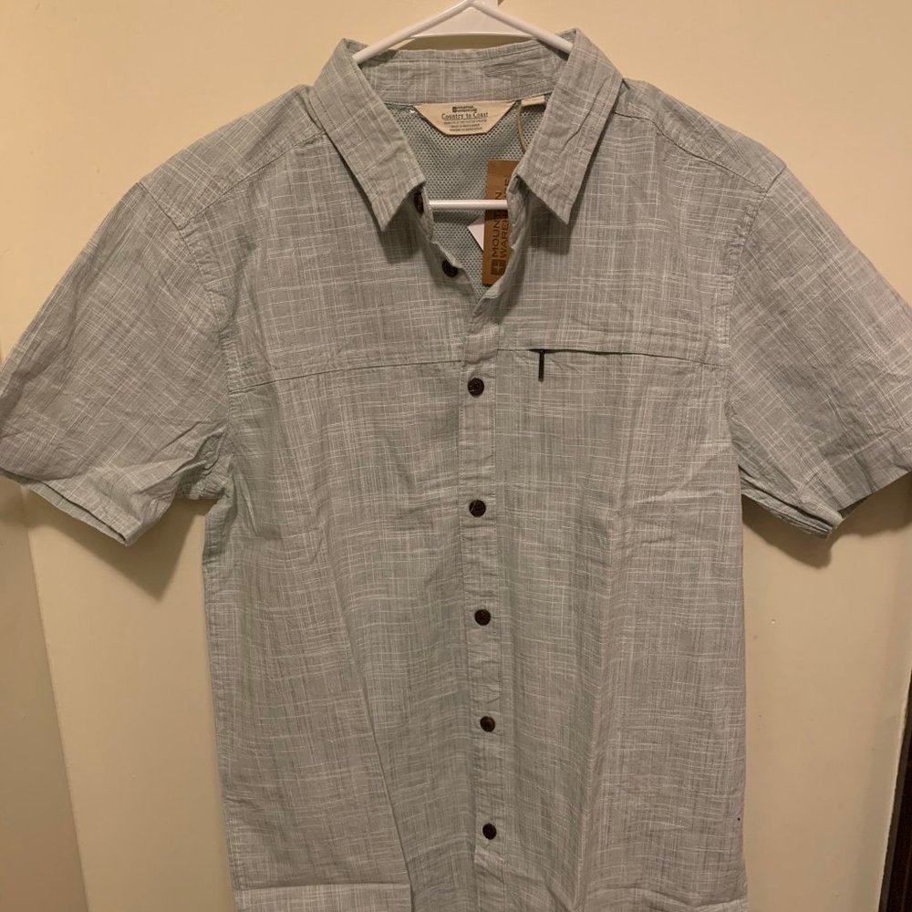 Last Chance Donating 12/11: Mountain Warehouse Mens Shirt